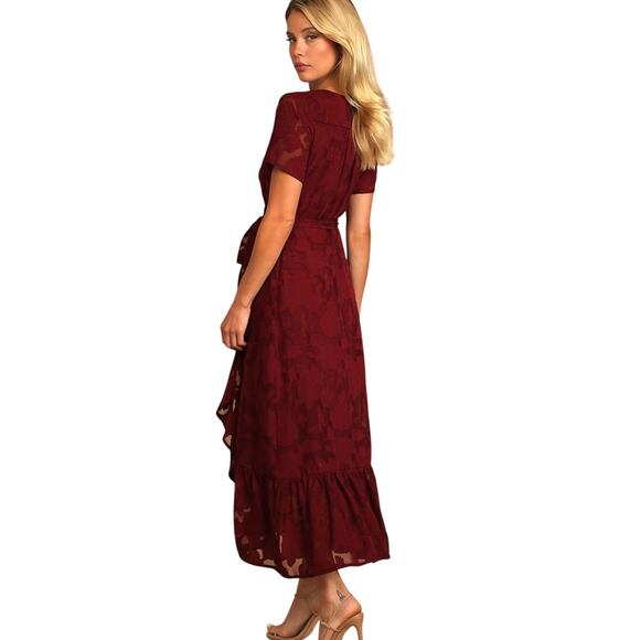 NWT Lulu's Blissfully Burgundy Jacquard Short Sleeve Wrap Midi Dress - Picture 3 of 6